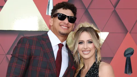 Brittany Mahomes rocks $3,200 mini shirt dress during offseason date in Miami with Patrick Mahomes ... Full details