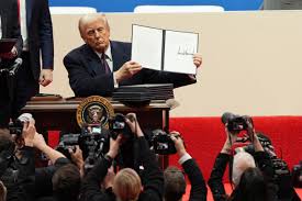 Shocking Scam: Lagos Internet Fraudster Allegedly Swindles Donald Trump Out of 2025 Inauguration Funds In a jaw-dropping twist, a notorious Lagos-based internet scammer is alleged to have duped former U.S. President Donald Trump out of a large portion of his 2025 inauguration funds. The elaborate scheme, which reportedly involved fake identities, forged documents, and promises of exclusive event services, has stunned political and cybercrime communities alike. Investigations are ongoing as authorities attempt to trace the missing funds and uncover how the ex-president fell victim to such a high-stakes con...Full details