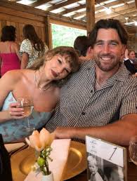 Taylor Swift and Travis Kelce Spark Marriage Talk with Cleveland Property Search...See More
