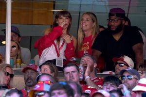 Breaking : Fans Get Emotional Over Taylor Swift’s Expression in Throwback Moment with Travis Kelce...see More