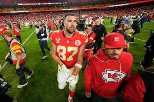 Travis Kelce reveals where he stands on joining a new team if Chiefs era ends...See More