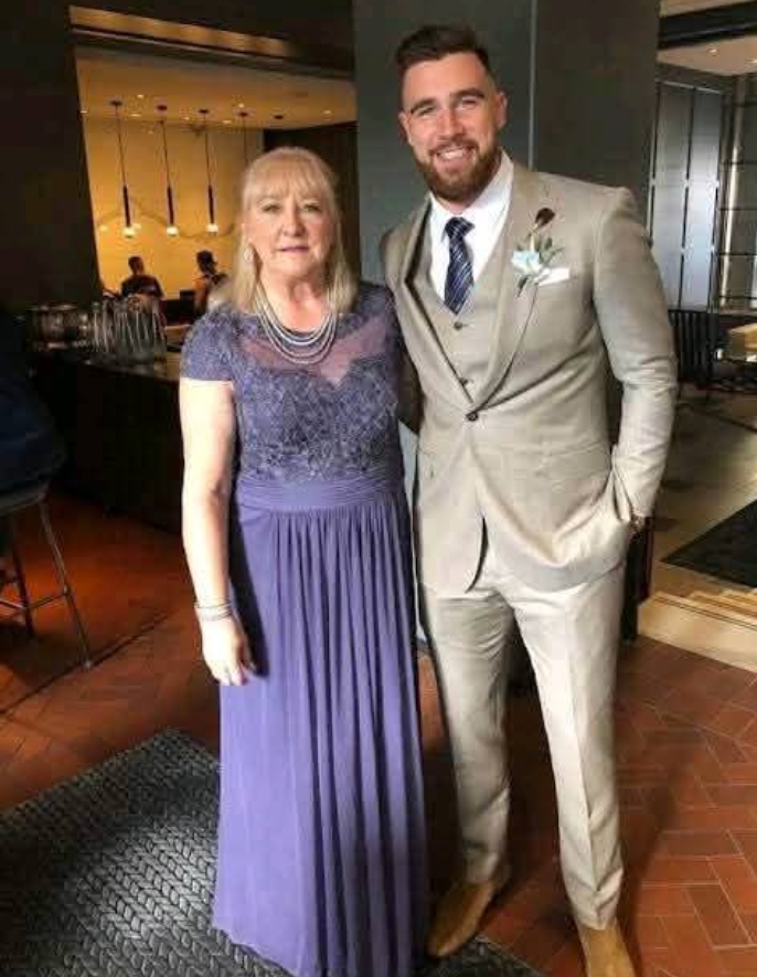 Travis Kelce’s Mom Sparks Wedding Buzz — Chiefs Kingdom Erupts with Excitement...Full story